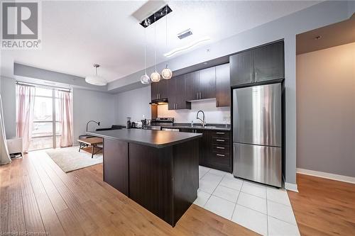 90 Charlton Avenue W Unit# 502, Hamilton, ON - Indoor Photo Showing Kitchen With Stainless Steel Kitchen