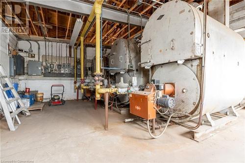 220 Read Road, St. Catharines, ON - Indoor Photo Showing Basement