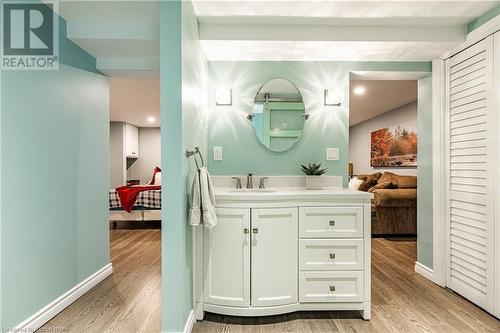 4126 London Court, Niagara Falls, ON - Indoor Photo Showing Bathroom