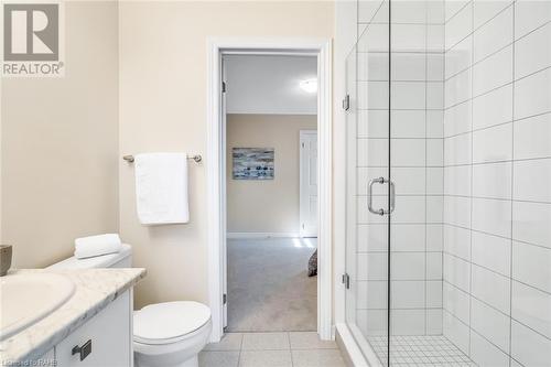 3916 Koenig Road, Burlington, ON - Indoor Photo Showing Bathroom