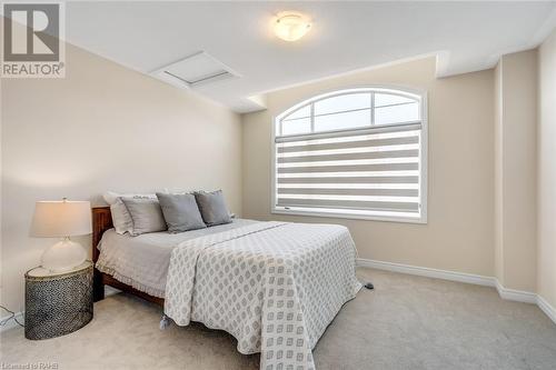 3916 Koenig Road, Burlington, ON - Indoor Photo Showing Bedroom