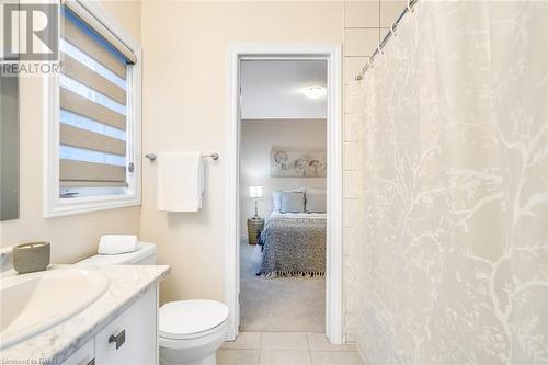 3916 Koenig Road, Burlington, ON - Indoor Photo Showing Bathroom