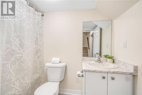 3916 Koenig Road, Burlington, ON - Indoor Photo Showing Bathroom