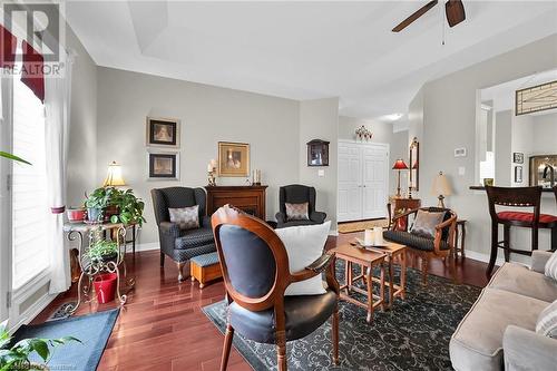 87 Boca Drive, Mount Hope, ON - Indoor Photo Showing Living Room