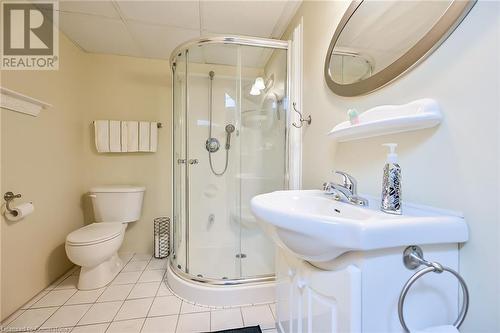 87 Boca Drive, Mount Hope, ON - Indoor Photo Showing Bathroom