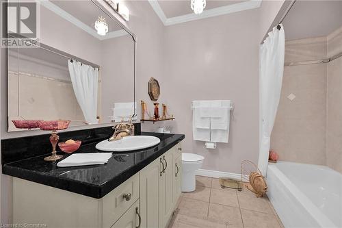 87 Boca Drive, Mount Hope, ON - Indoor Photo Showing Bathroom