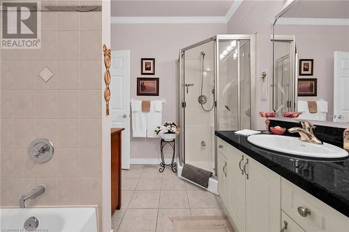 87 Boca Drive, Mount Hope, ON - Indoor Photo Showing Bathroom