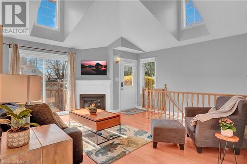 175 Fiddlers Green Road Unit# 34, Ancaster, ON - Indoor Photo Showing Living Room With Fireplace