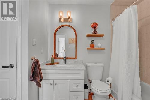 175 Fiddlers Green Road Unit# 34, Ancaster, ON - Indoor Photo Showing Bathroom