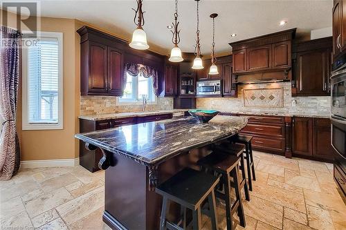 85 Paige Street, Kitchener, ON - Indoor Photo Showing Kitchen With Upgraded Kitchen