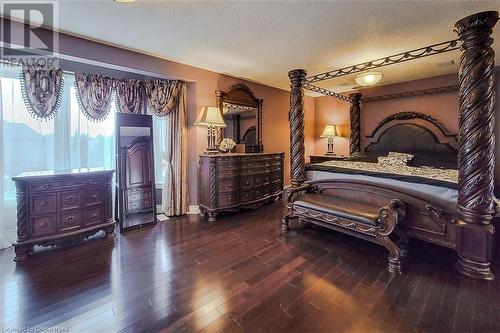 85 Paige Street, Kitchener, ON - Indoor Photo Showing Bedroom