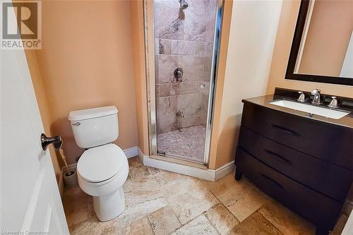 85 Paige Street, Kitchener, ON - Indoor Photo Showing Bathroom