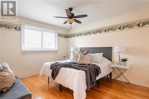 5061 University Avenue, Niagara Falls, ON - Indoor Photo Showing Bedroom