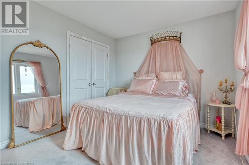 33 Pinot Crescent, Hamilton, ON - Indoor Photo Showing Bedroom