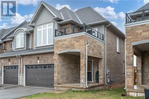 33 Pinot Crescent, Hamilton, ON - Outdoor With Facade