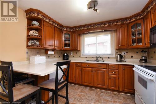 1250 Limeridge Road E Unit# 5, Hamilton, ON - Indoor Photo Showing Kitchen With Double Sink