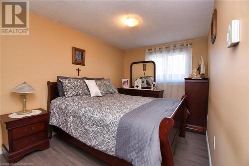 1250 Limeridge Road E Unit# 5, Hamilton, ON - Indoor Photo Showing Bedroom