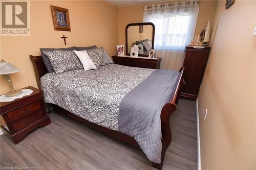 1250 Limeridge Road E Unit# 5, Hamilton, ON - Indoor Photo Showing Bedroom