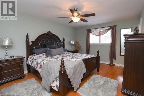 17 Durrell Court, Hamilton, ON - Indoor Photo Showing Bedroom