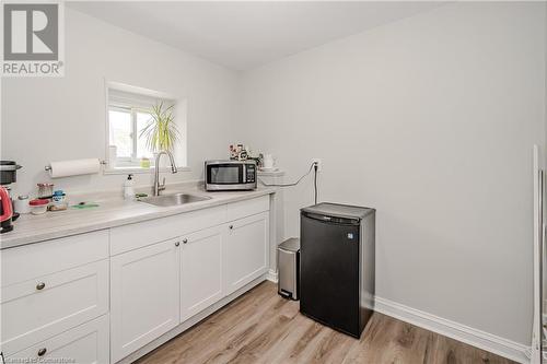 Unit 1 kitchen - 492 Locust Street, Burlington, ON 