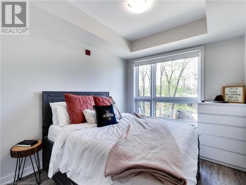 320 Plains Road E Unit# 310, Burlington, ON - Indoor Photo Showing Bedroom