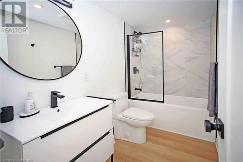 900 Empire Road, Port Colborne, ON - Indoor Photo Showing Bathroom