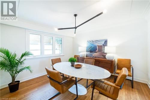 837 Danforth Place, Burlington, ON - Indoor Photo Showing Dining Room