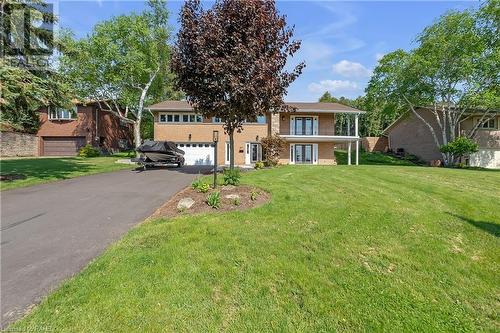 837 Danforth Place, Burlington, ON - Outdoor