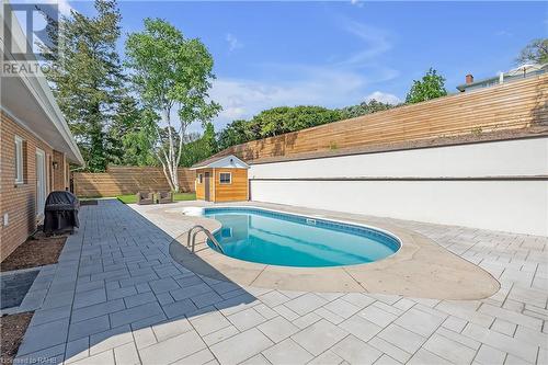 837 Danforth Place, Burlington, ON - Outdoor With In Ground Pool