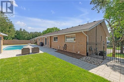 837 Danforth Place, Burlington, ON - Outdoor With In Ground Pool With Exterior