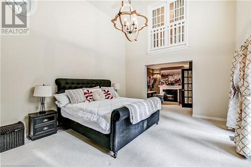 3021 Lakeshore Road, Burlington, ON - Indoor Photo Showing Bedroom