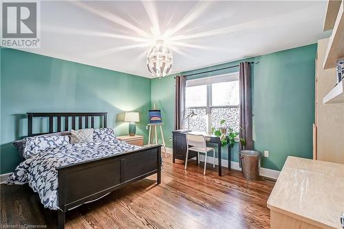 3021 Lakeshore Road, Burlington, ON - Indoor Photo Showing Bedroom