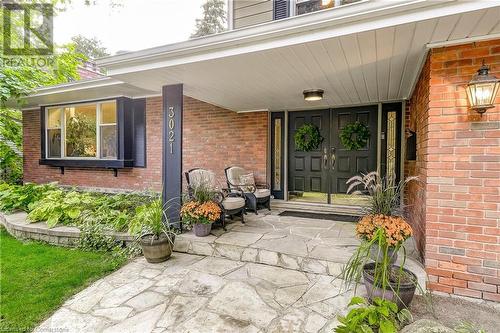 3021 Lakeshore Road, Burlington, ON - Outdoor With Exterior