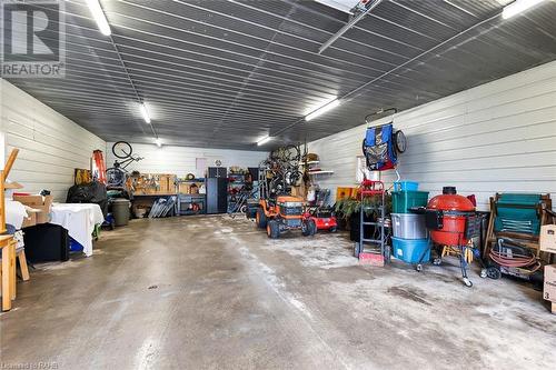 18234 Mississauga Road, Caledon, ON - Indoor Photo Showing Garage