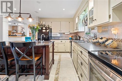 18234 Mississauga Road, Caledon, ON - Indoor Photo Showing Kitchen With Double Sink