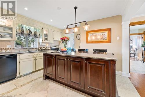 18234 Mississauga Road, Caledon, ON - Indoor Photo Showing Kitchen With Double Sink