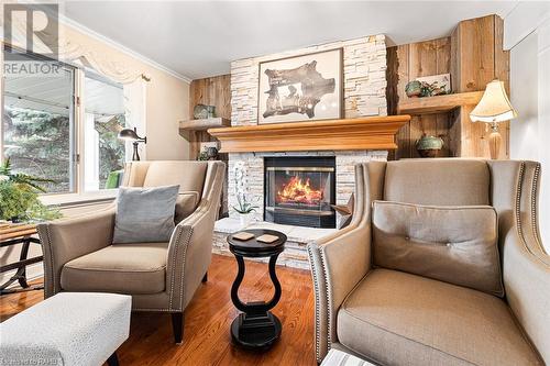 18234 Mississauga Road, Caledon, ON - Indoor Photo Showing Living Room With Fireplace