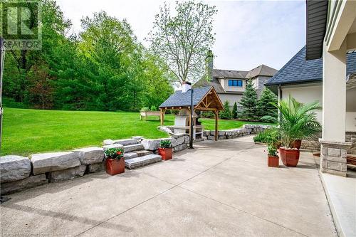 10 David Lowrey Court, Niagara-On-The-Lake, ON - Outdoor