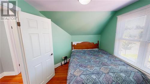 38 Haig Street, St. Catharines, ON - Indoor Photo Showing Bedroom