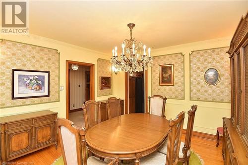 11 Forsyth Place, Hamilton, ON - Indoor Photo Showing Dining Room