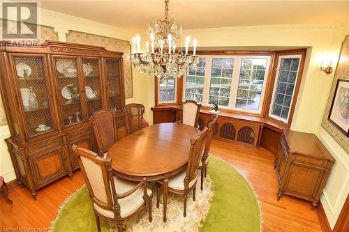 11 Forsyth Place, Hamilton, ON - Indoor Photo Showing Dining Room