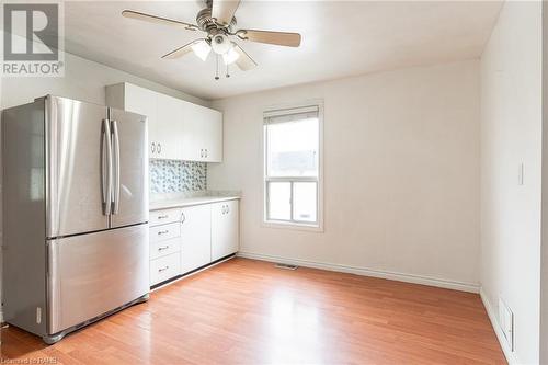 200 Tragina Avenue N, Hamilton, ON - Indoor Photo Showing Kitchen