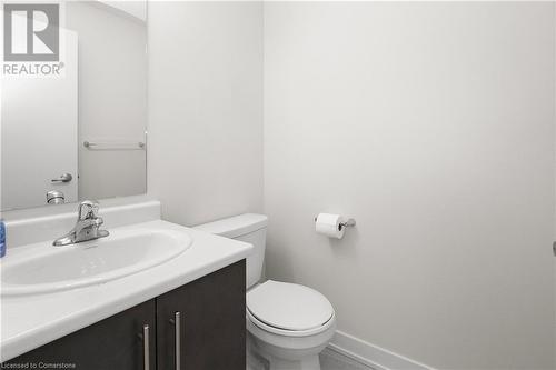 590 North Service Road Unit# 27, Hamilton, ON - Indoor Photo Showing Bathroom