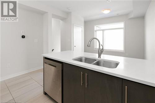 590 North Service Road Unit# 27, Hamilton, ON - Indoor Photo Showing Kitchen With Double Sink