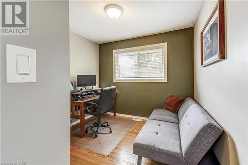 302 Southill Drive, Kitchener, ON - Indoor Photo Showing Other Room