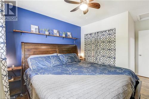 302 Southill Drive, Kitchener, ON - Indoor Photo Showing Bedroom