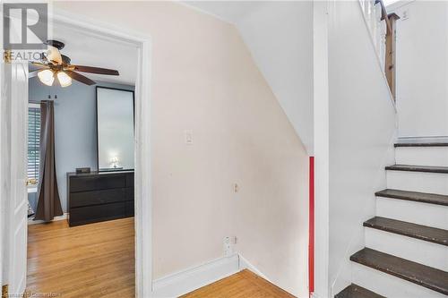 54 Spadina Avenue, Hamilton, ON - Indoor Photo Showing Other Room