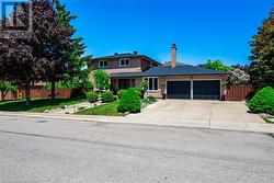 87 Monte Drive  Hamilton, ON L8G 4M4