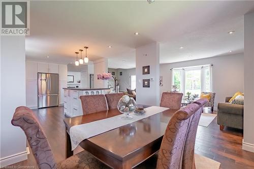 87 Monte Drive, Hamilton, ON - Indoor Photo Showing Dining Room