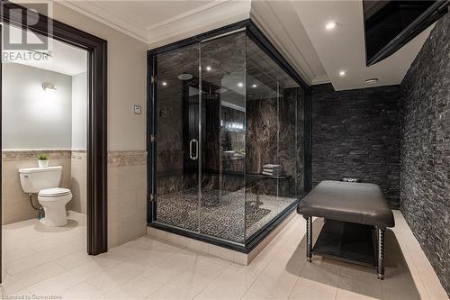 2633 Bluffs Way, Burlington, ON - Indoor Photo Showing Bathroom